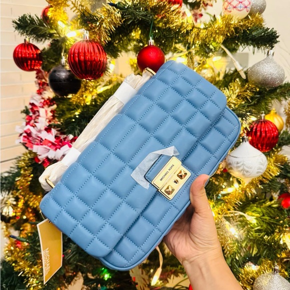 Michael Kors Tribeca Large Quilted Leather Shoulder Bag - Picture 1 of 9